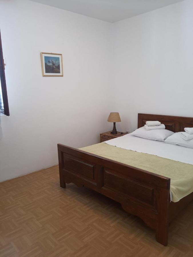 Apartments Andjus Sveti Stefan Esterno foto